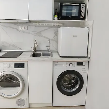 Apartment Pretty Petitie Fully Equipped Center
