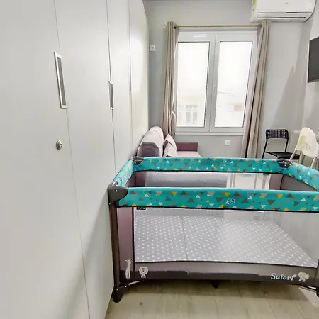 Pretty Petitie Fully Equipped Center Apartment Thessaloniki