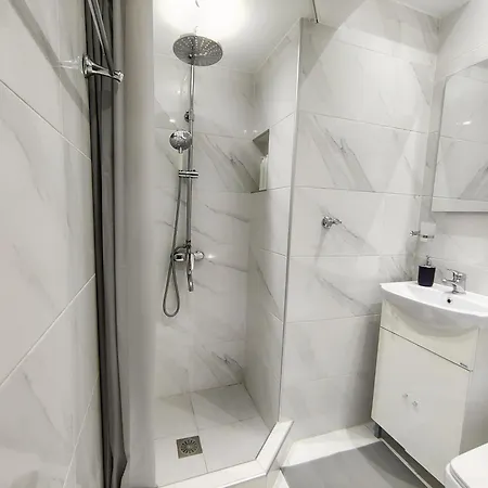 Apartment Pretty Petitie Fully Equipped Center Thessaloniki